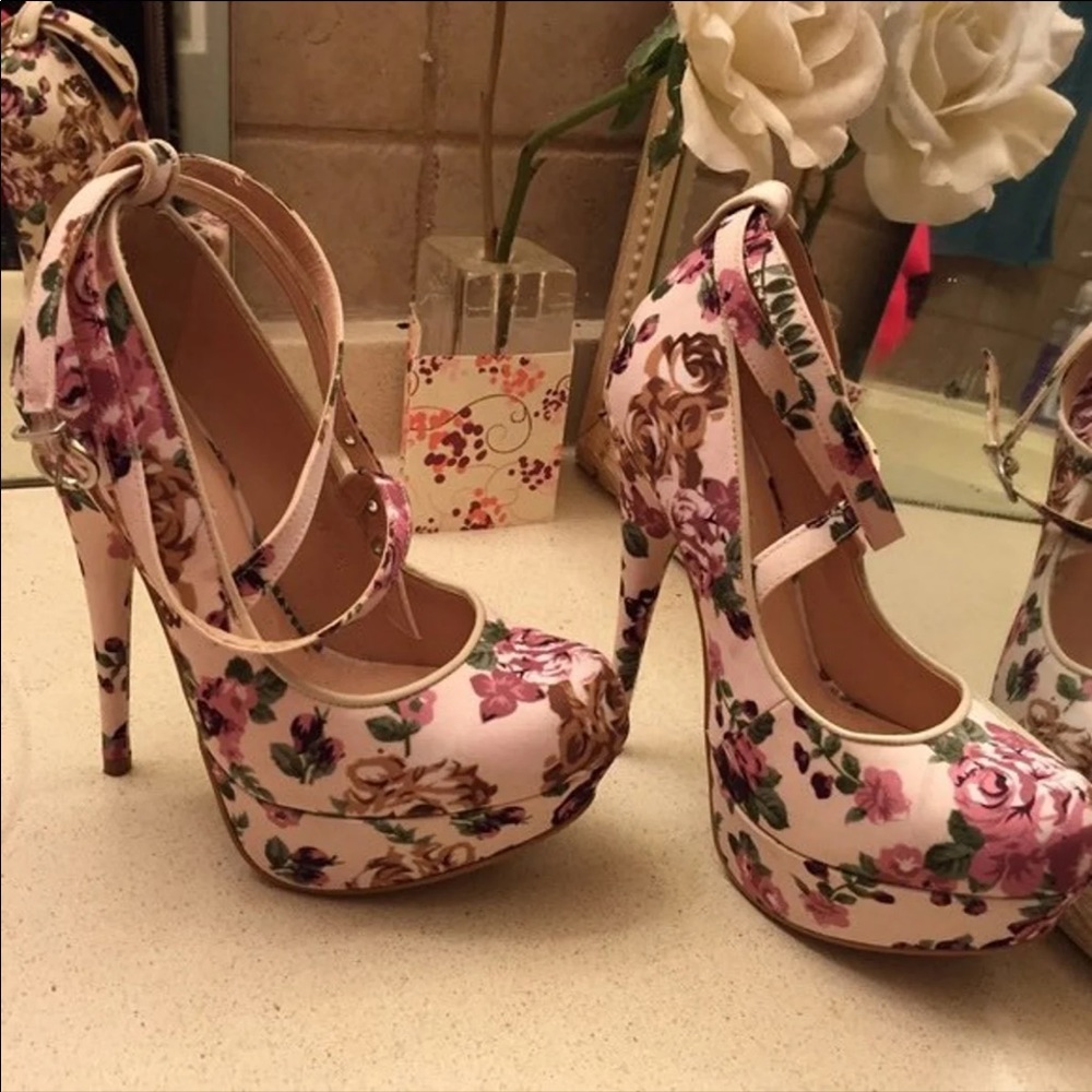 ANDREA HEELS